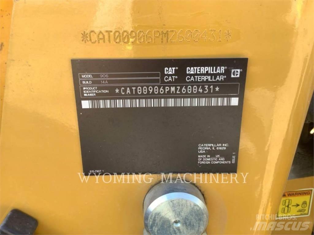 CAT 906 Incarcator pe pneuri