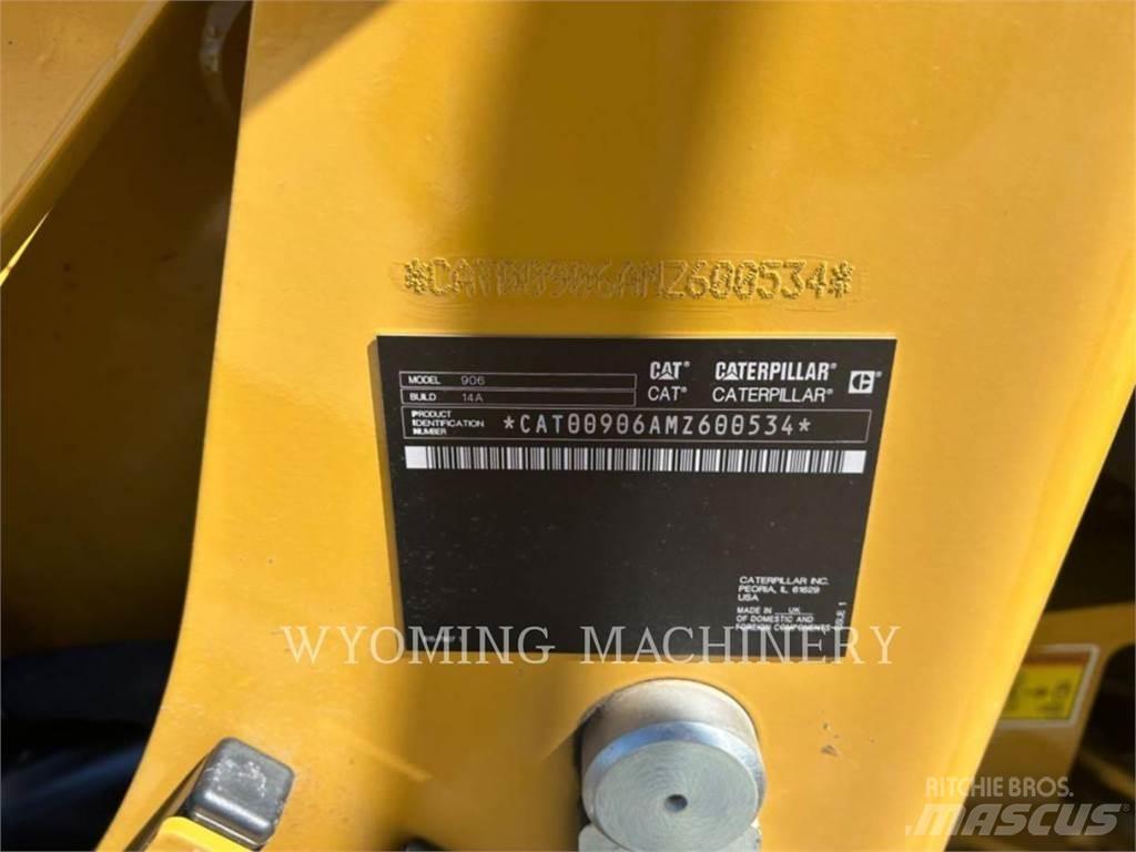 CAT 906 Incarcator pe pneuri