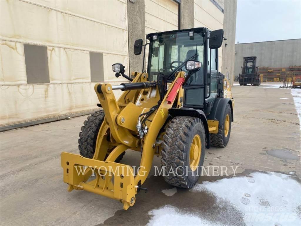 CAT 906 Incarcator pe pneuri