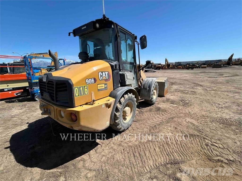 CAT 906 Incarcator pe pneuri