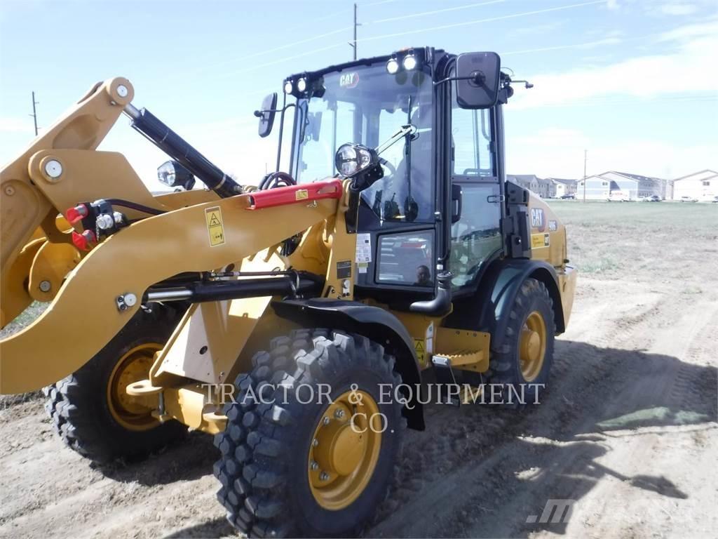 CAT 906 Incarcator pe pneuri