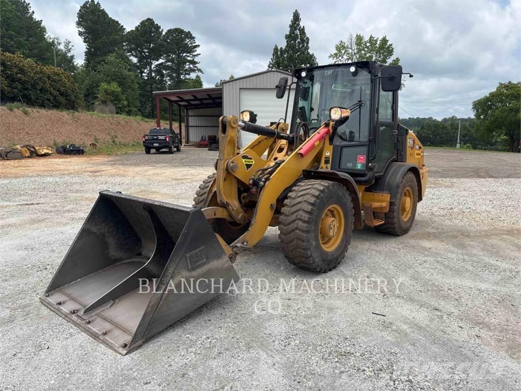 CAT 906 Incarcator pe pneuri
