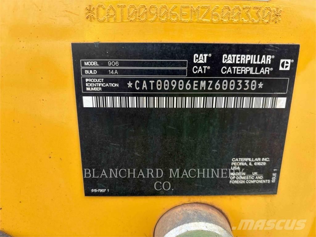 CAT 906 Incarcator pe pneuri