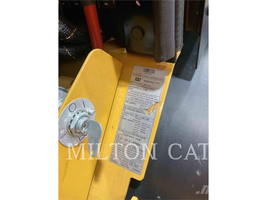 CAT 906 Incarcator pe pneuri