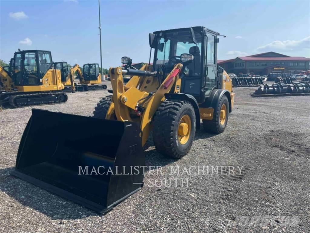 CAT 906 Incarcator pe pneuri