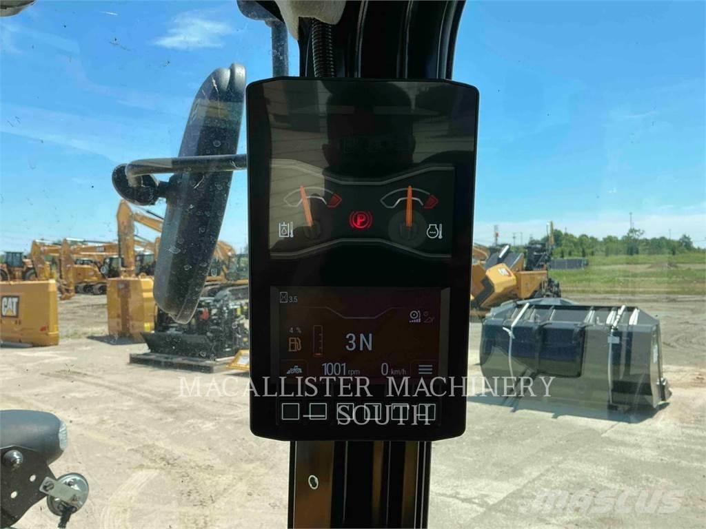 CAT 906 Incarcator pe pneuri