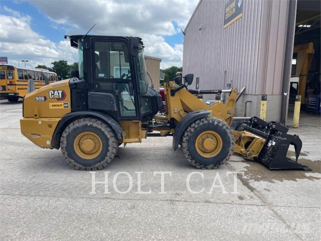CAT 906 CAB Incarcator pe pneuri
