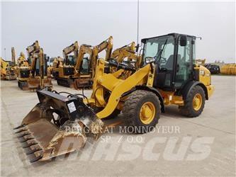 CAT 906 M Incarcator pe pneuri