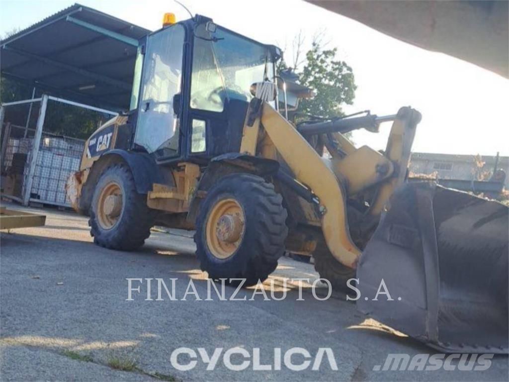 CAT 906H Incarcator pe pneuri