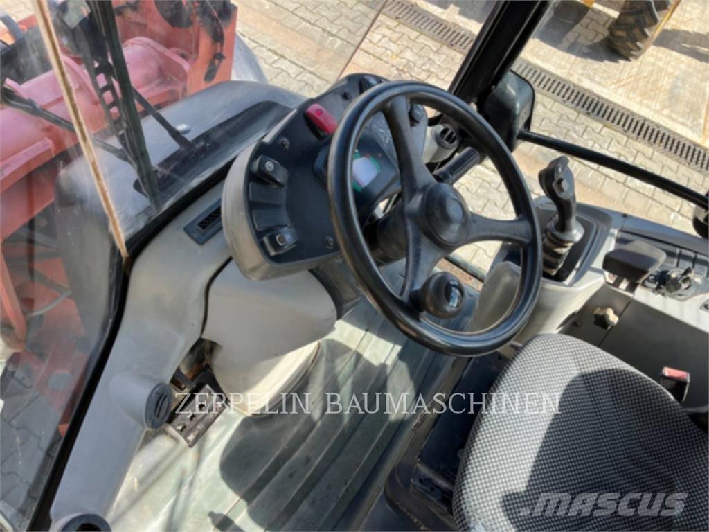 CAT 906H Incarcator pe pneuri