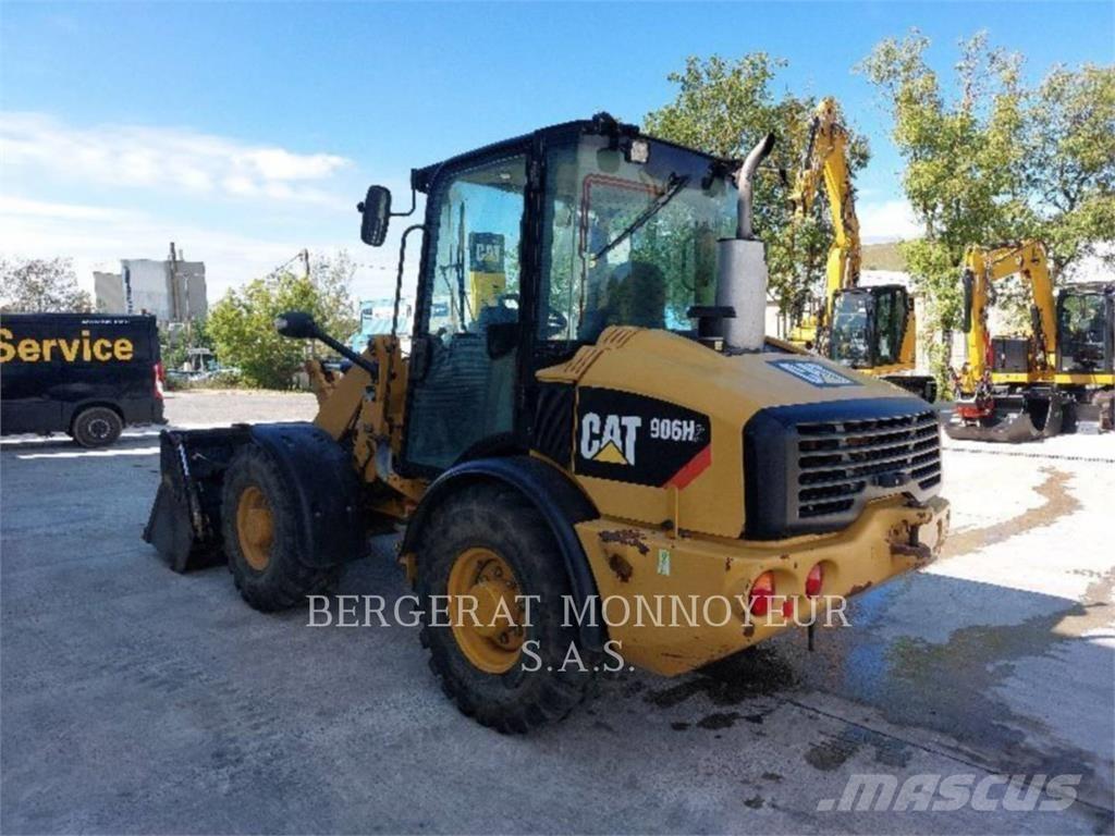 CAT 906H2 Incarcator pe pneuri