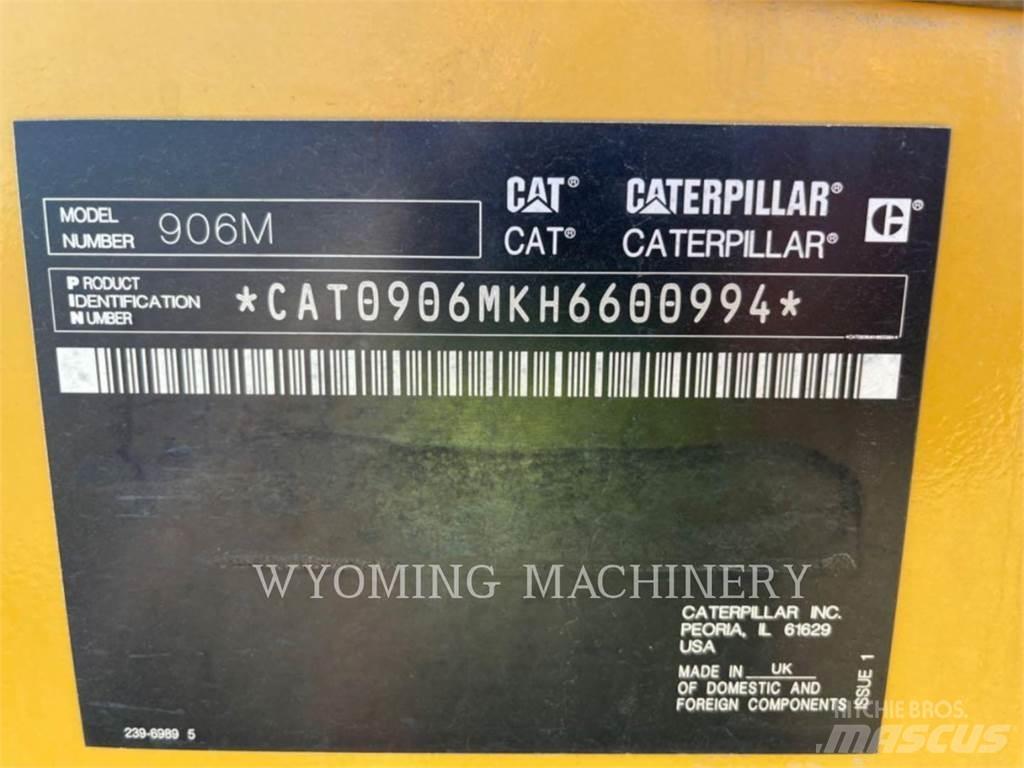 CAT 906M Incarcator pe pneuri