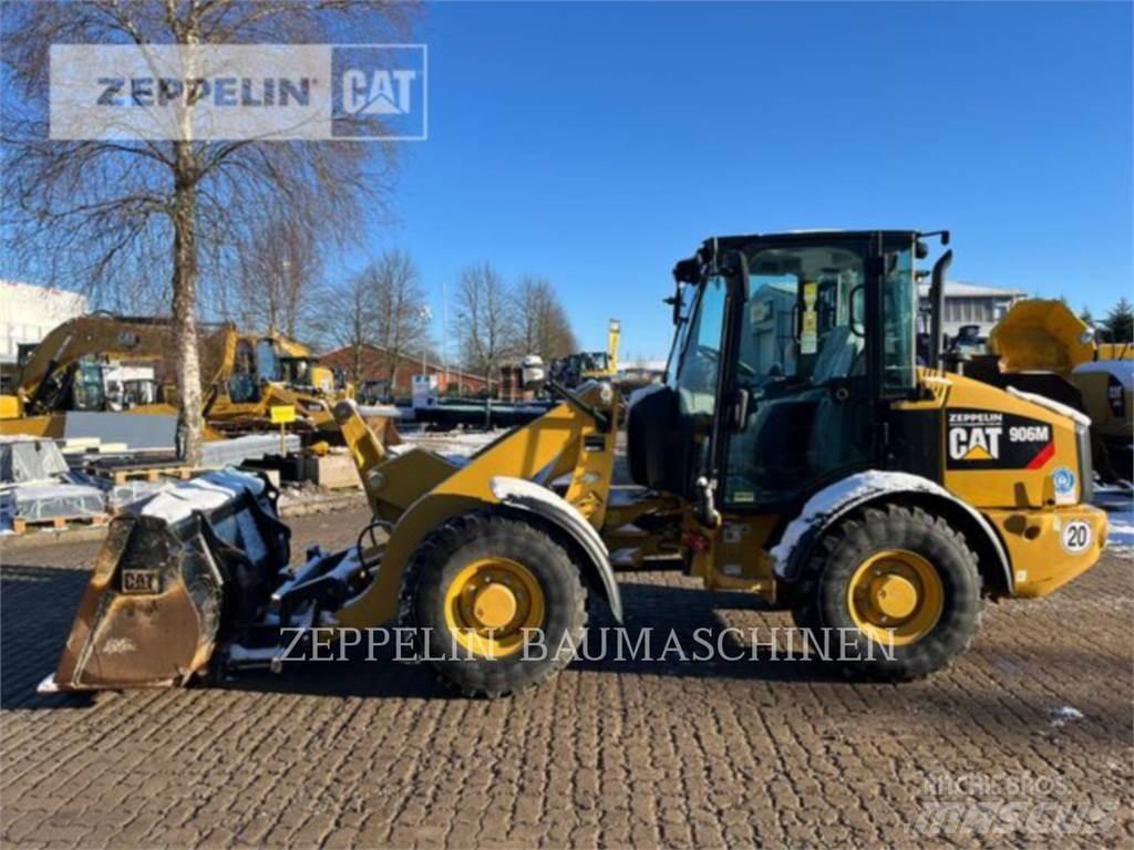 CAT 906M Incarcator pe pneuri