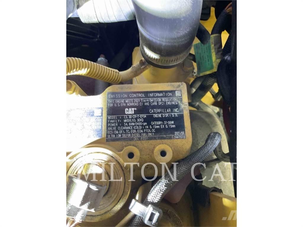 CAT 906M Incarcator pe pneuri