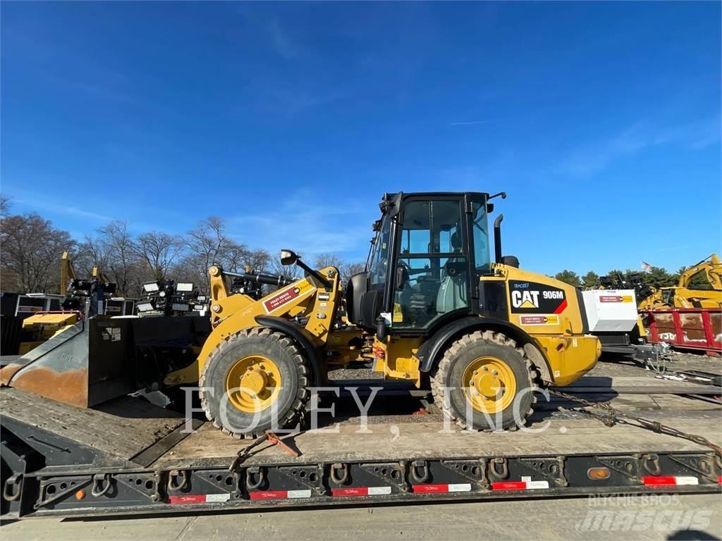 CAT 906M Incarcator pe pneuri