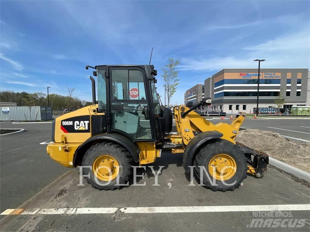 CAT 906M Incarcator pe pneuri