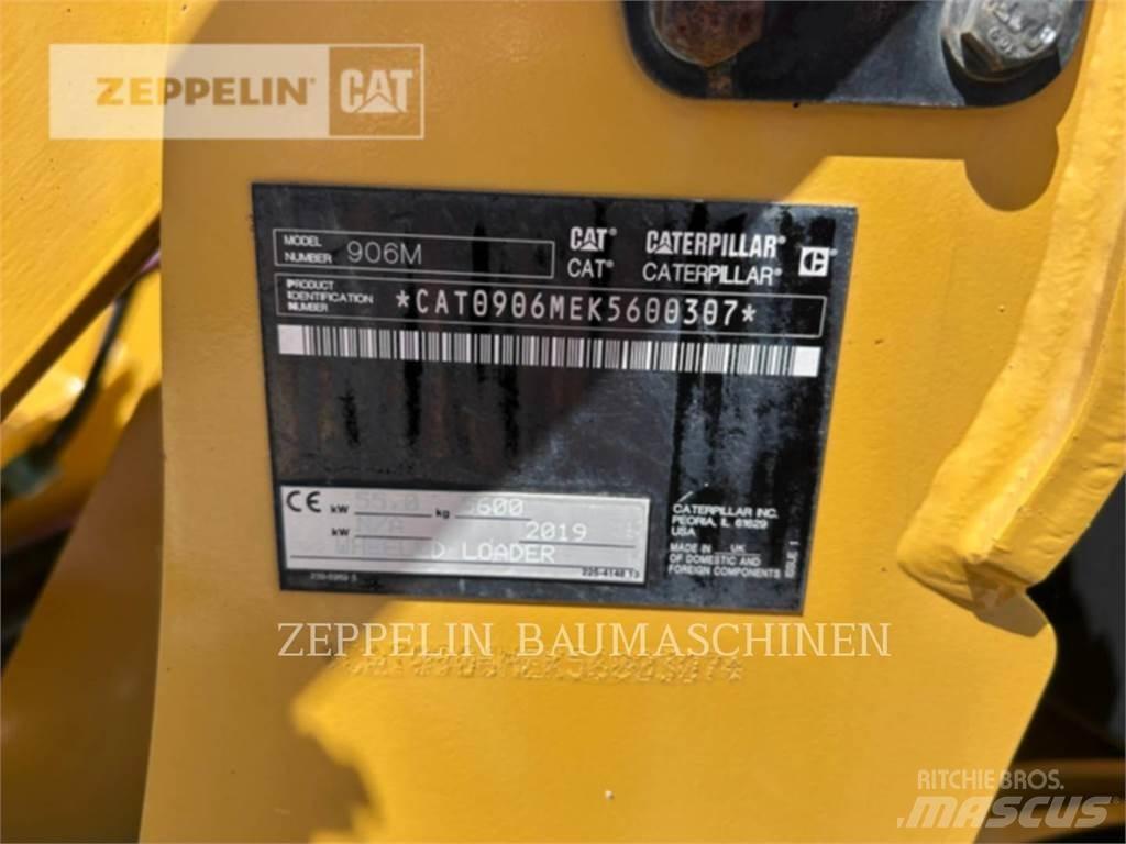 CAT 906M Incarcator pe pneuri
