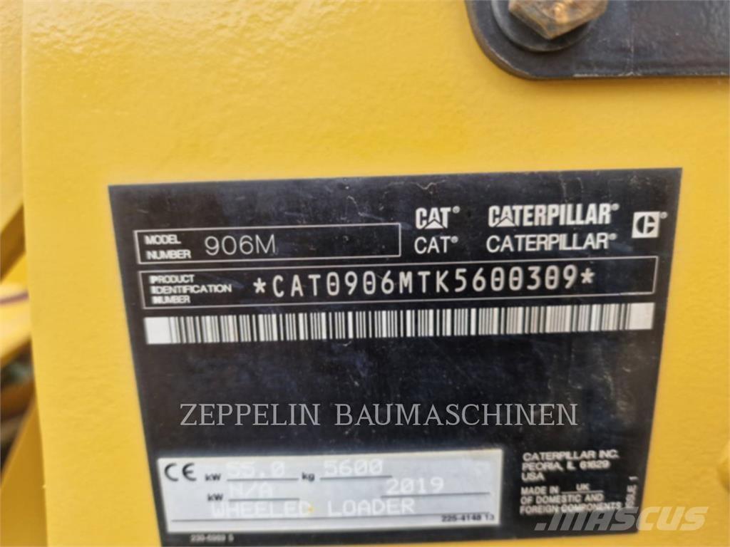 CAT 906M Incarcator pe pneuri
