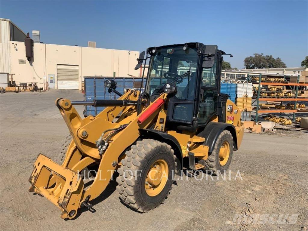CAT 907 Incarcator pe pneuri