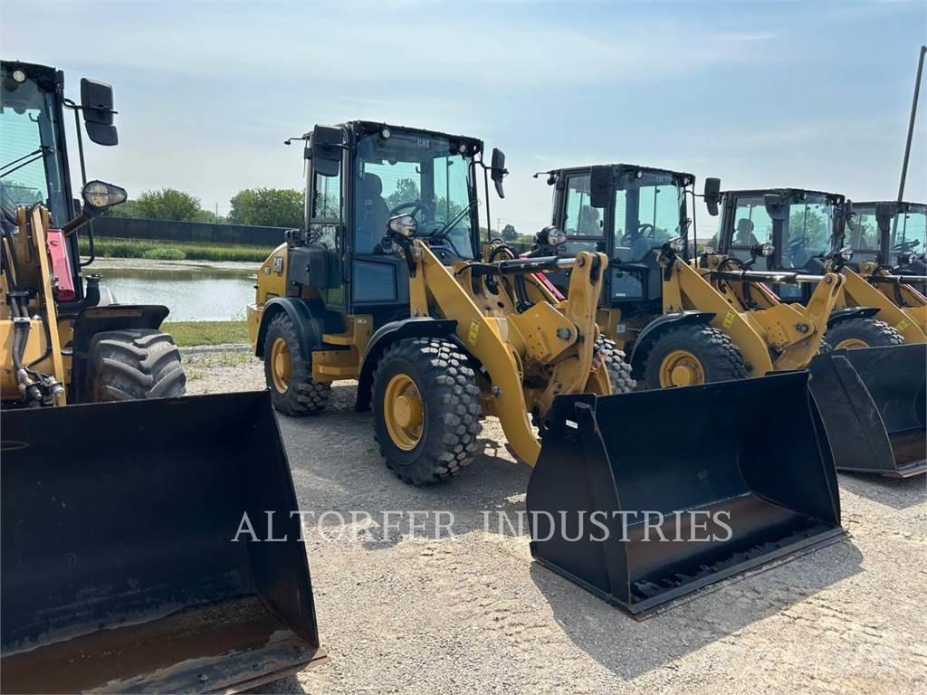 CAT 907-14 Incarcator pe pneuri