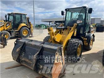 CAT 907M Incarcator pe pneuri