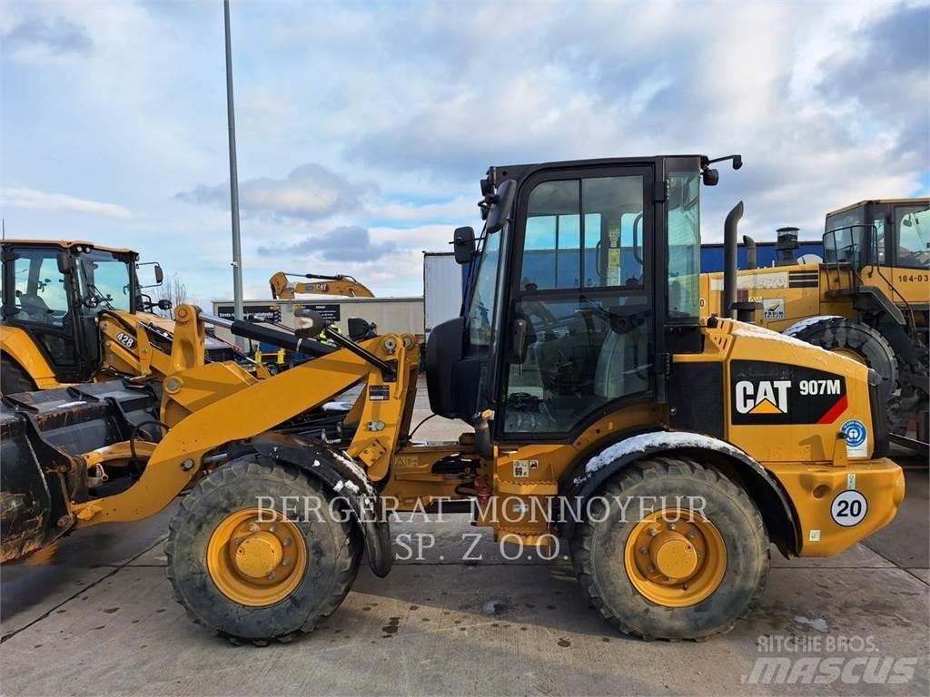 CAT 907M Incarcator pe pneuri