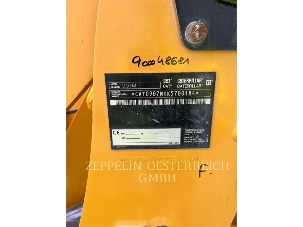 CAT 907M Incarcator pe pneuri