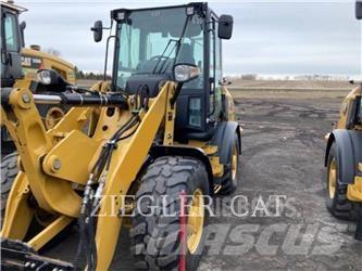 CAT 907M Incarcator pe pneuri