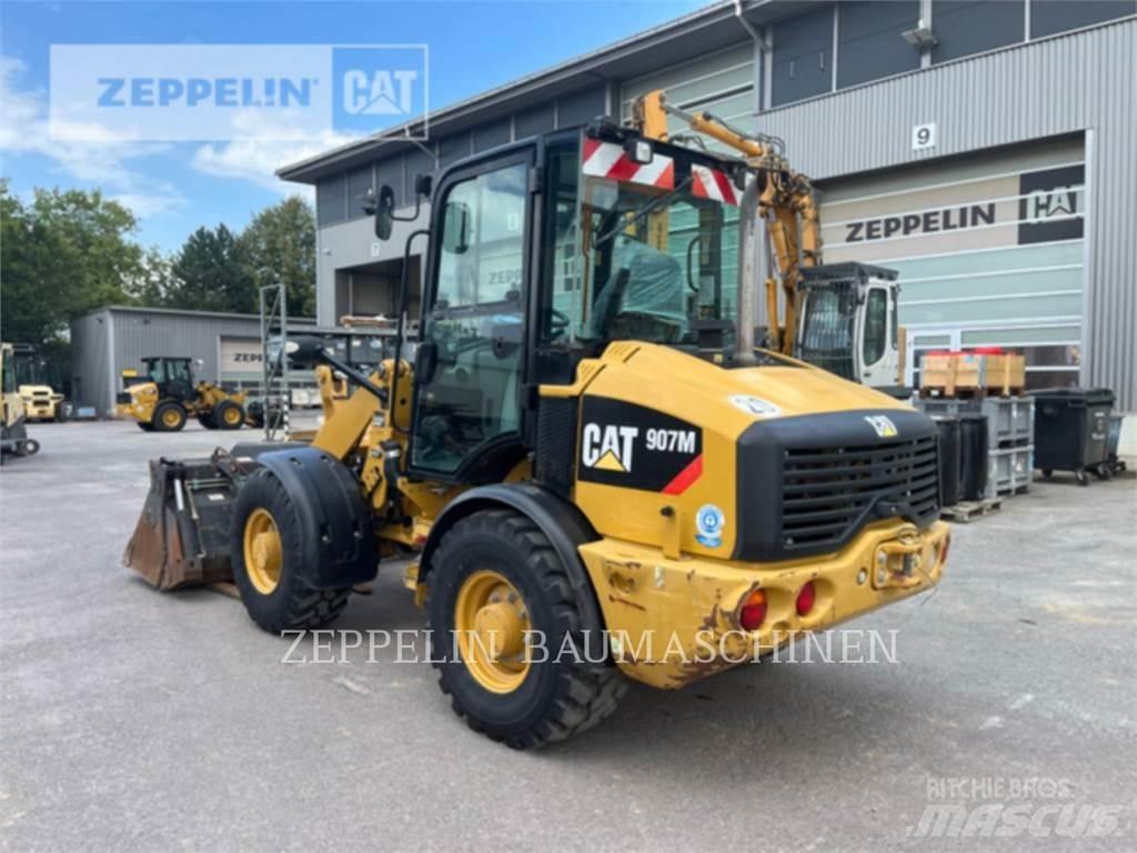 CAT 907M Incarcator pe pneuri
