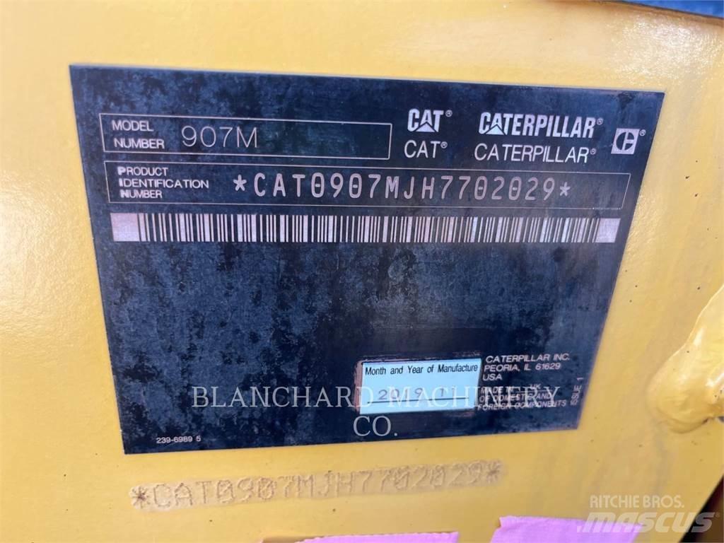 CAT 907M Incarcator pe pneuri