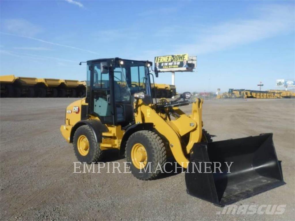CAT 907M Incarcator pe pneuri