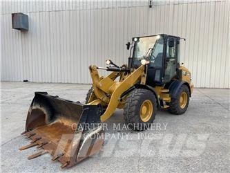 CAT 908 Incarcator pe pneuri
