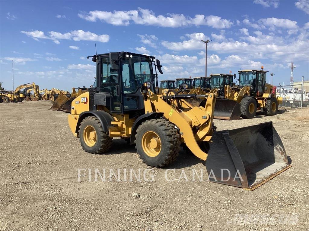 CAT 908 Incarcator pe pneuri