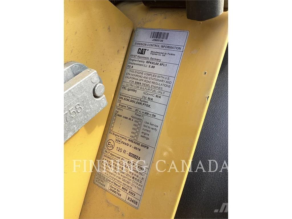 CAT 908 Incarcator pe pneuri
