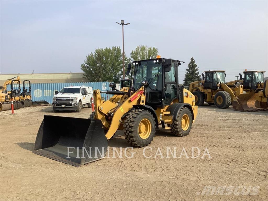 CAT 908 Incarcator pe pneuri