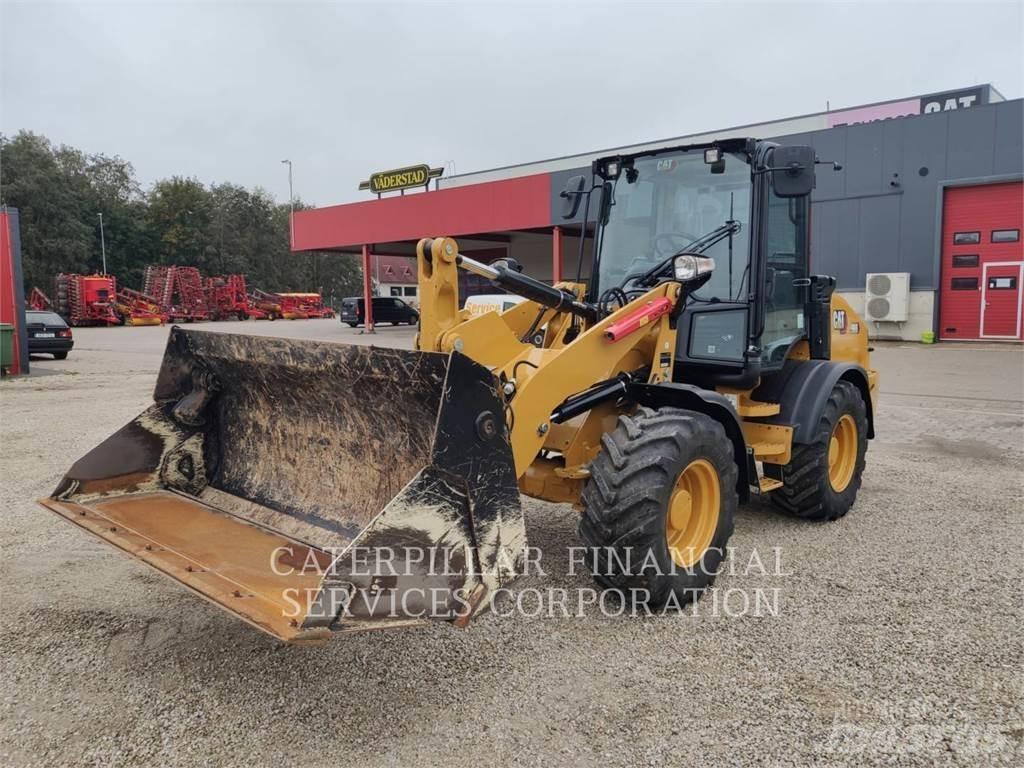 CAT 908-14 Incarcator pe pneuri
