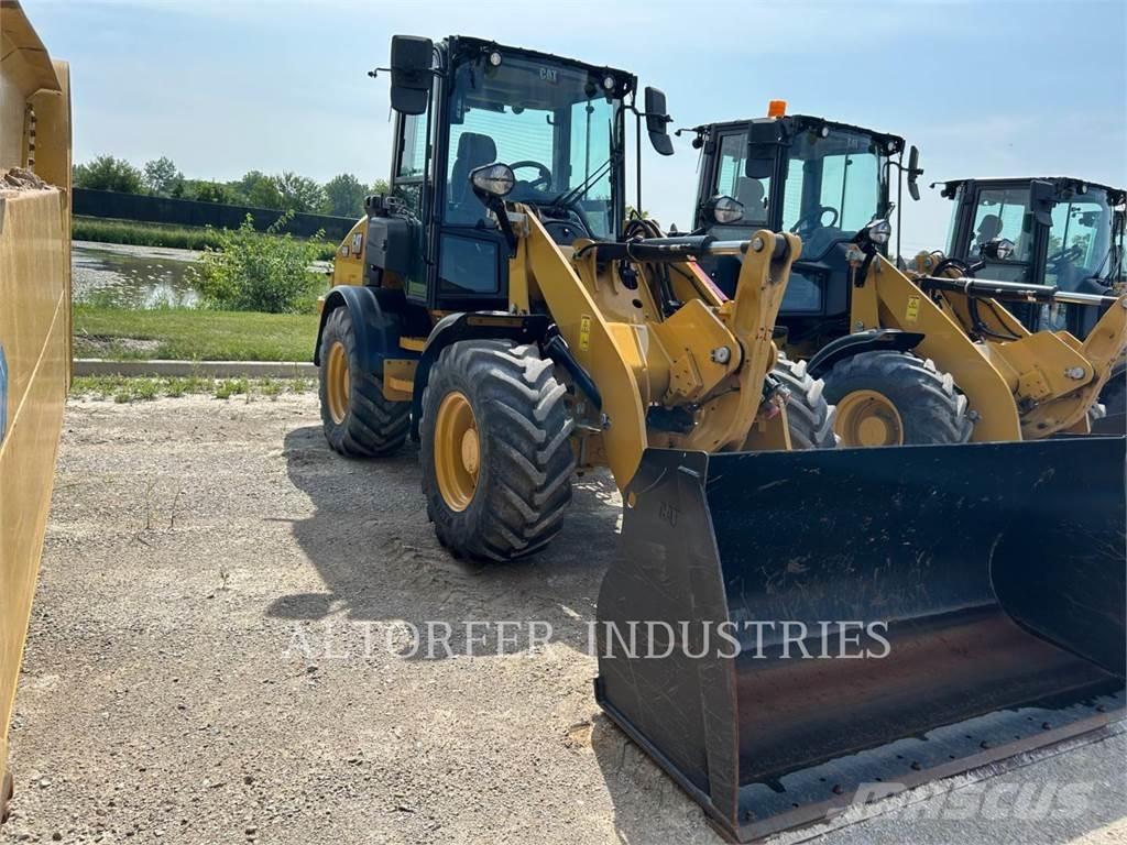 CAT 908-14 Incarcator pe pneuri