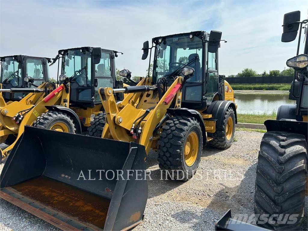CAT 908-14 Incarcator pe pneuri