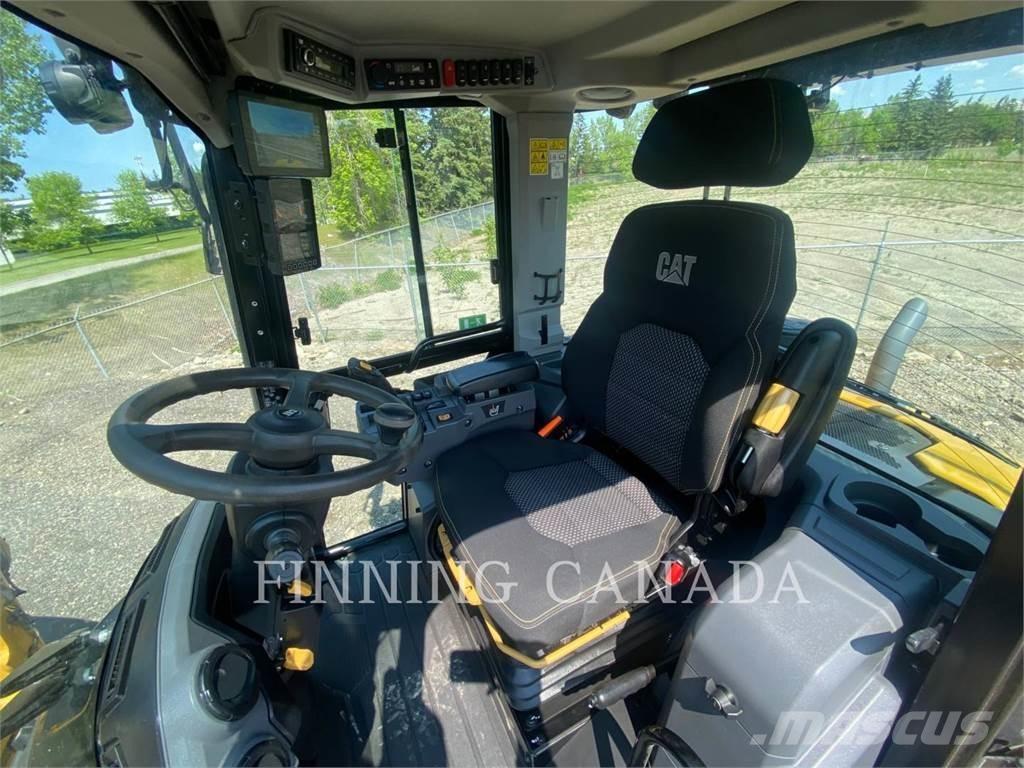 CAT 908-14 Incarcator pe pneuri