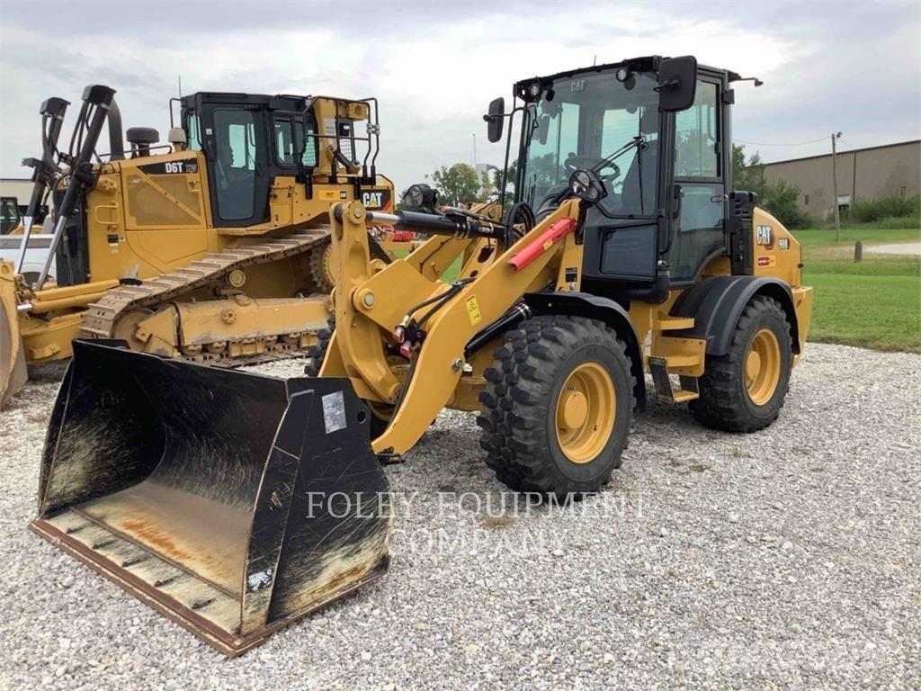 CAT 908-14 Incarcator pe pneuri