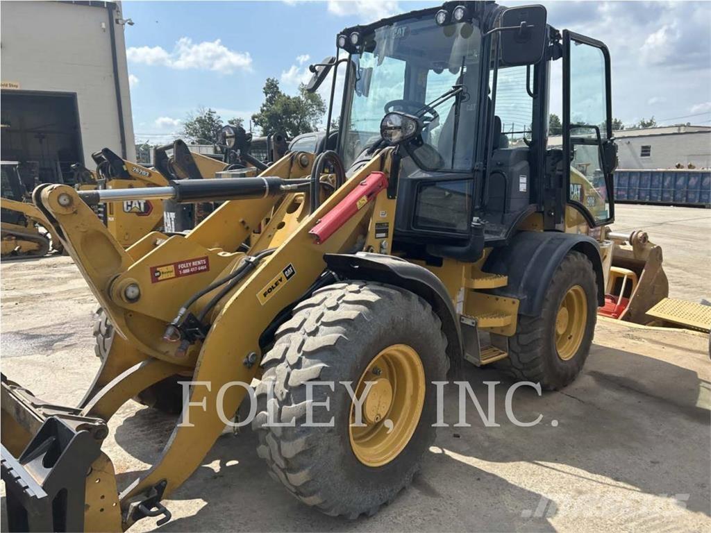 CAT 908-14 Incarcator pe pneuri