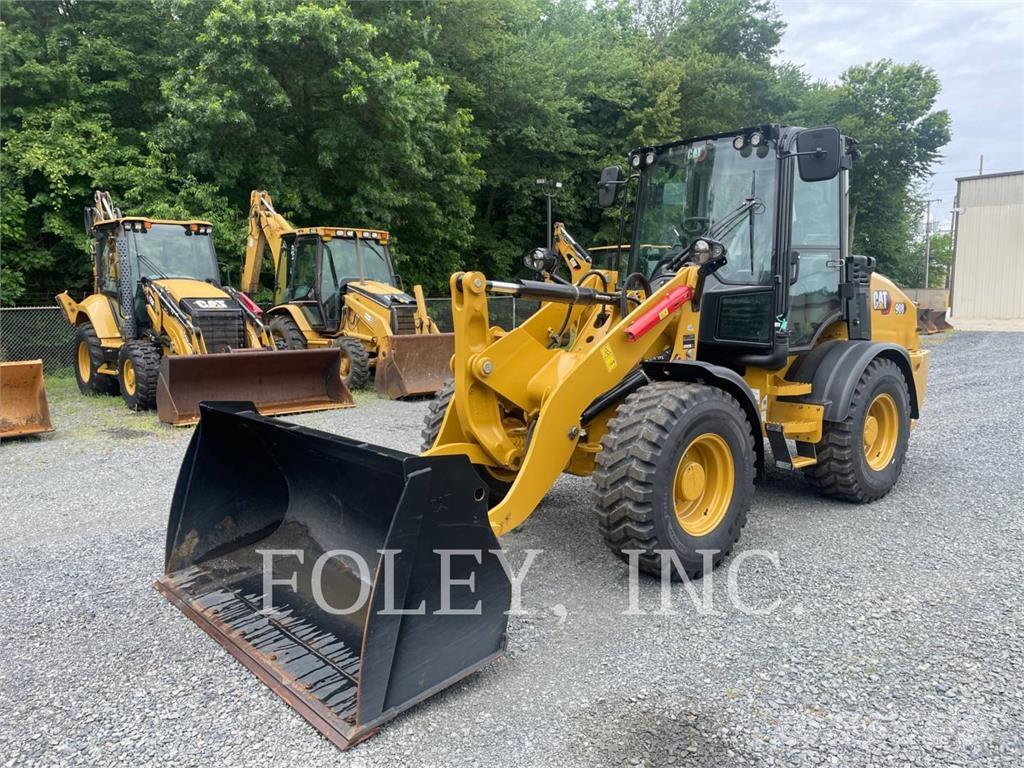 CAT 908-14 Incarcator pe pneuri