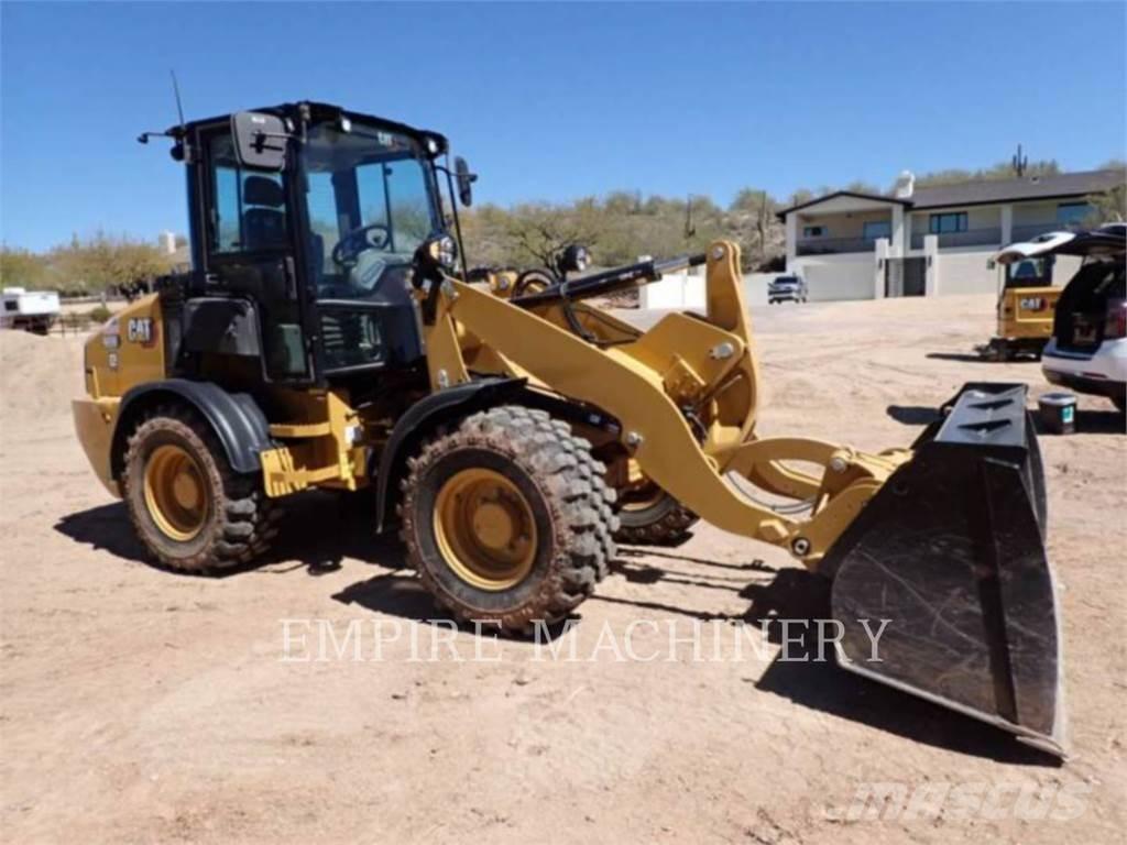 CAT 908-14 CA Incarcator pe pneuri