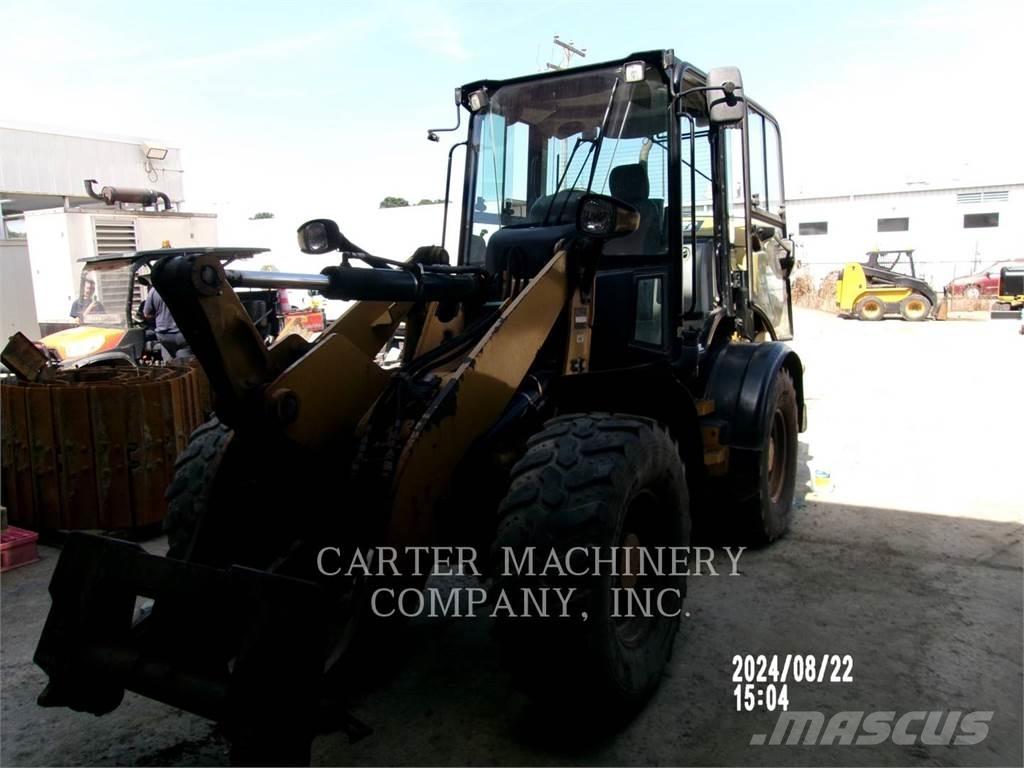 CAT 908H2 Incarcator pe pneuri