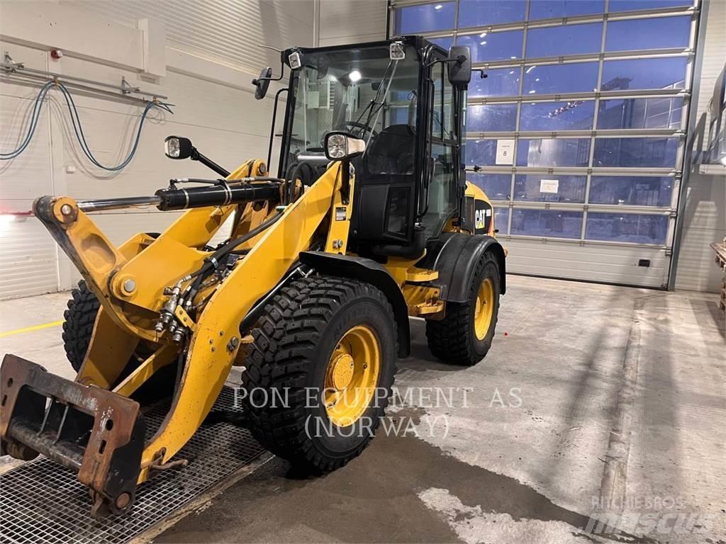 CAT 908H2 Incarcator pe pneuri
