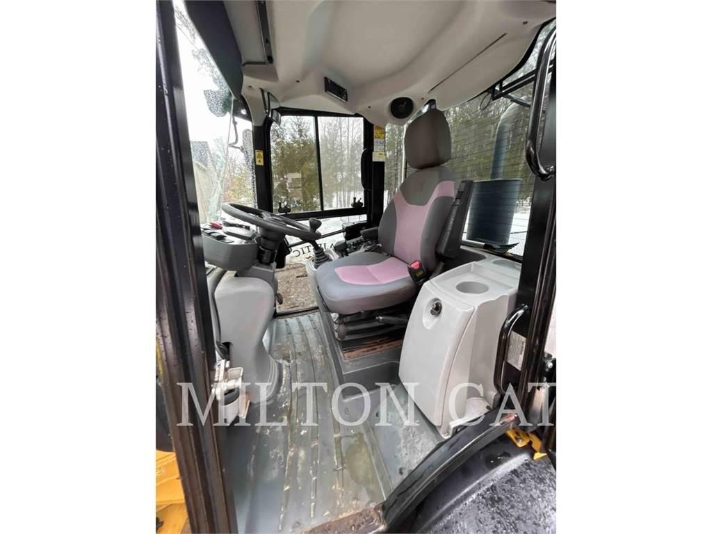CAT 908H2 Incarcator pe pneuri
