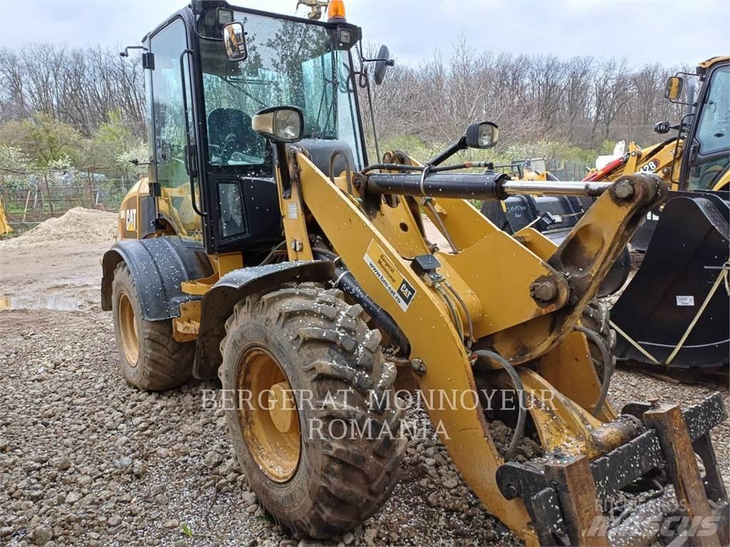 CAT 908H2 Incarcator pe pneuri