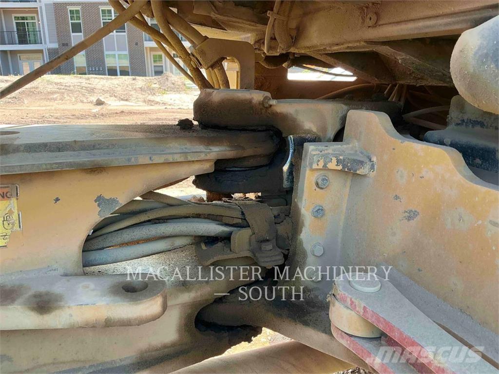 CAT 908H2 Incarcator pe pneuri