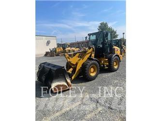 CAT 908M Incarcator pe pneuri