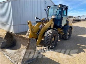 CAT 908M Incarcator pe pneuri